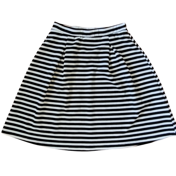 LE LIS Black And White Striped Skirt Small - Picture 1 of 8